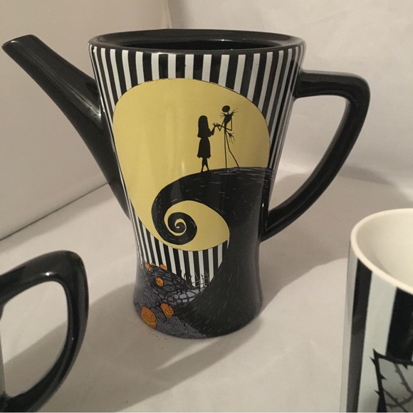 Nightmare before Christmas tea pot set - Picture 3 of 11